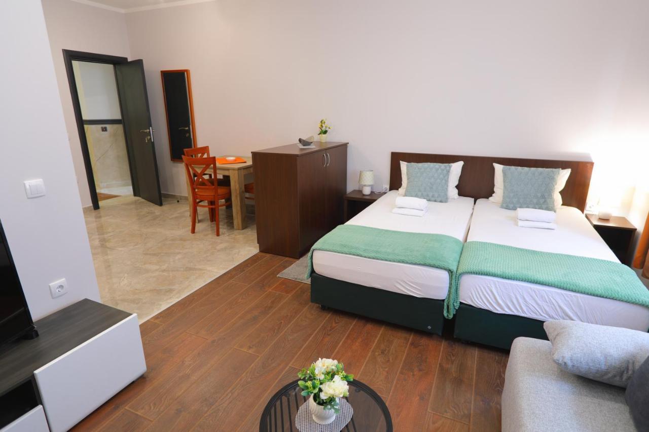 Fenix Apartments ソコバニャ エクステリア 写真