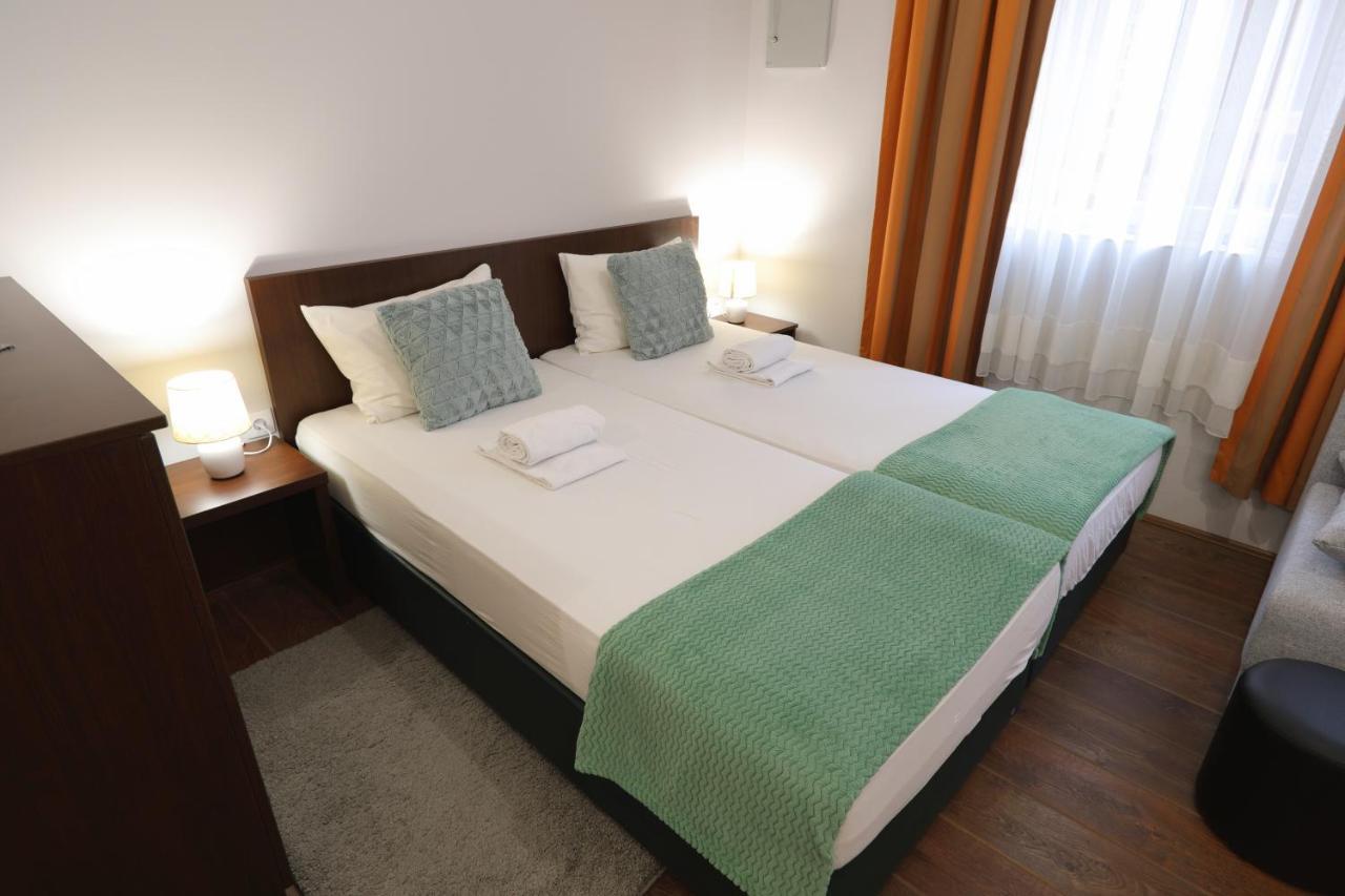 Fenix Apartments ソコバニャ エクステリア 写真