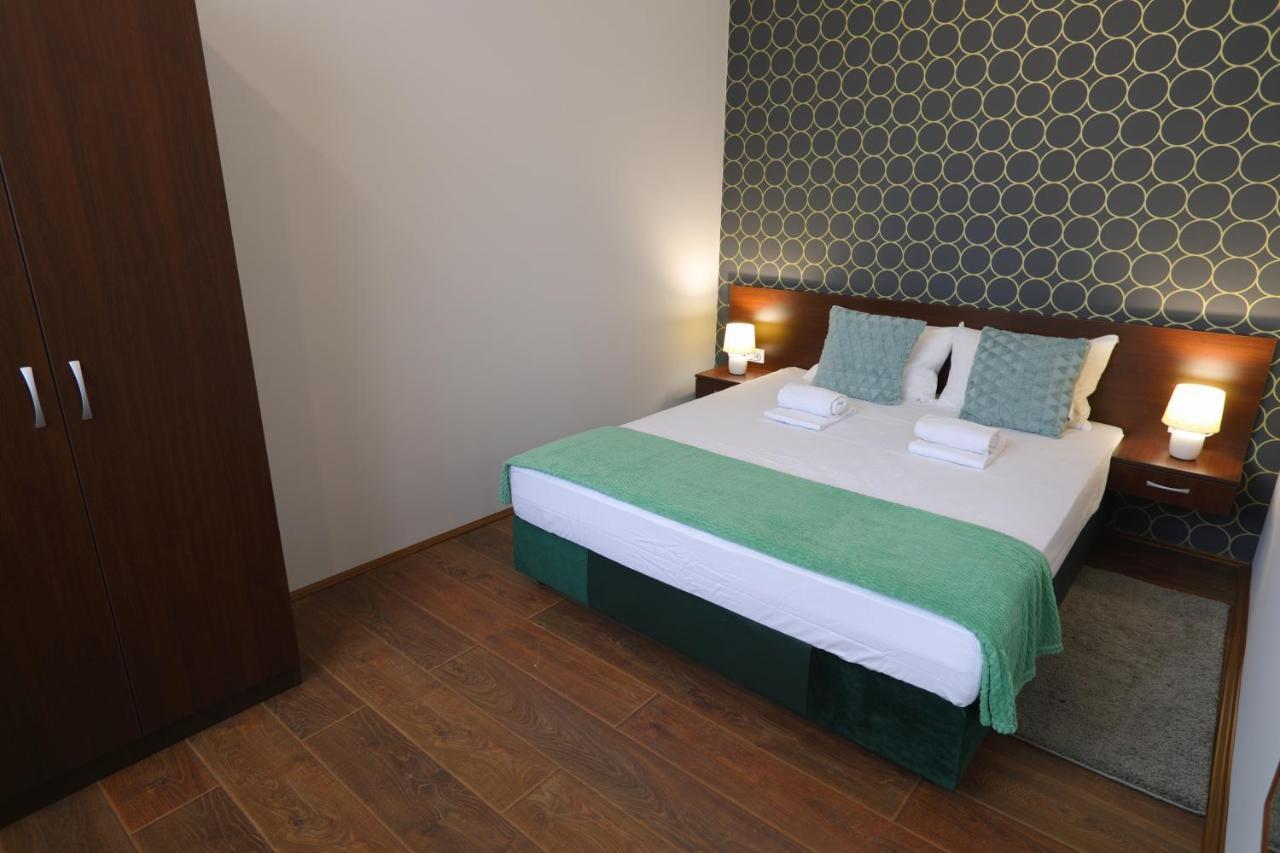 Fenix Apartments ソコバニャ エクステリア 写真