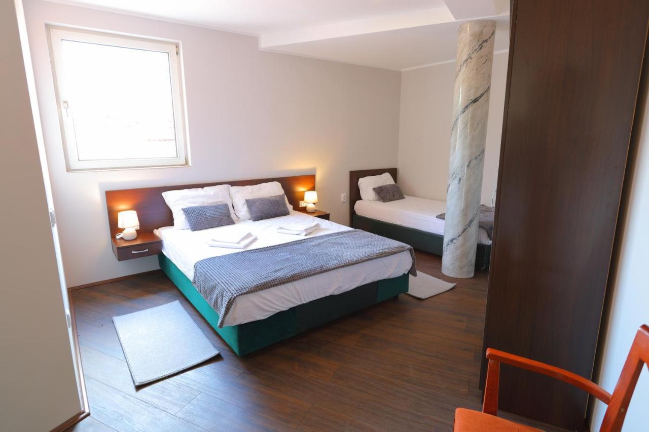 Fenix Apartments ソコバニャ エクステリア 写真
