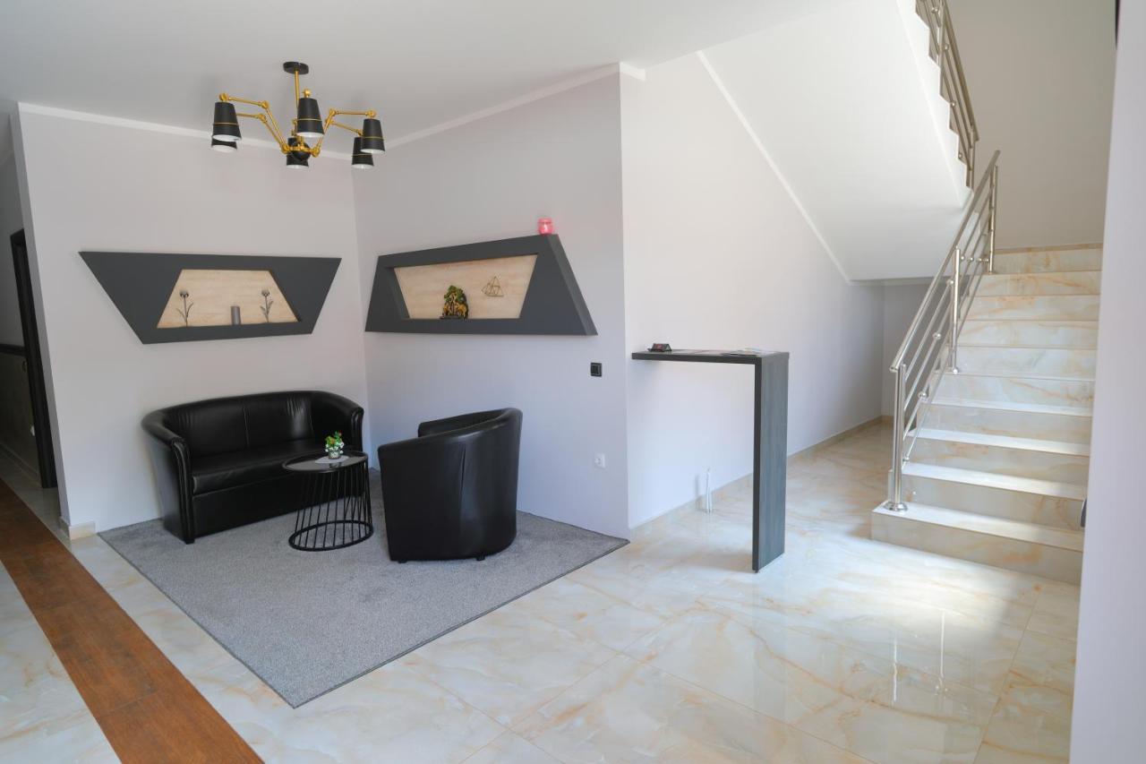 Fenix Apartments ソコバニャ エクステリア 写真